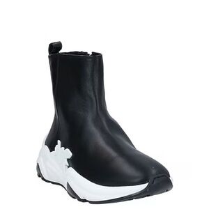 Black and White Patrizia Pepe Sneakers Like New Condition Size 36